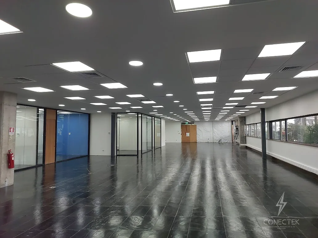 Remodelación sala de ventas Tattersall Santiago